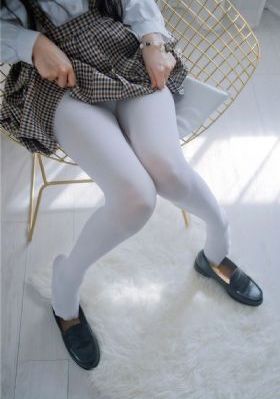 美女考比视频_4K在线观看电视