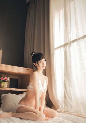 韩国三级电影外出_720手机免费观看完整
